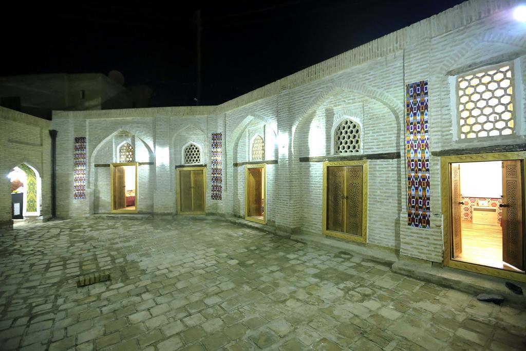 Khurjin Hotel Bukhara Exterior photo